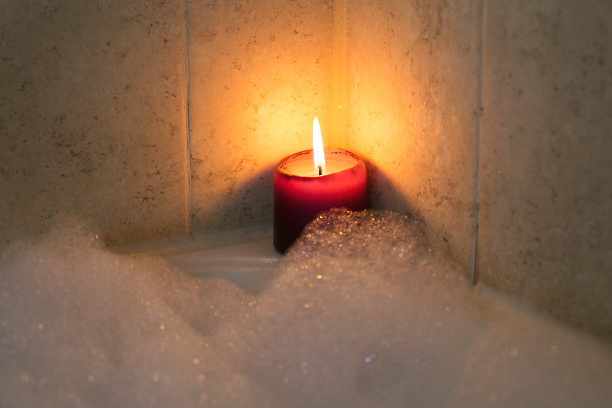 Candle Magic & Rituals: Unleash the Power of Intention During a New Moon